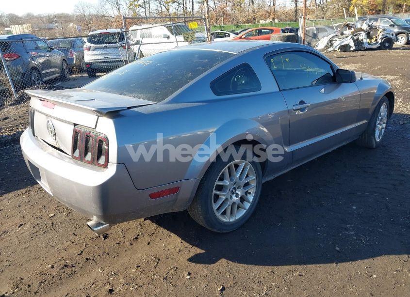 Photo 4 of 2007 Ford Mustang V6 DELUXE/V6 PREMIUM (VIN 1ZVFT80N175293445)