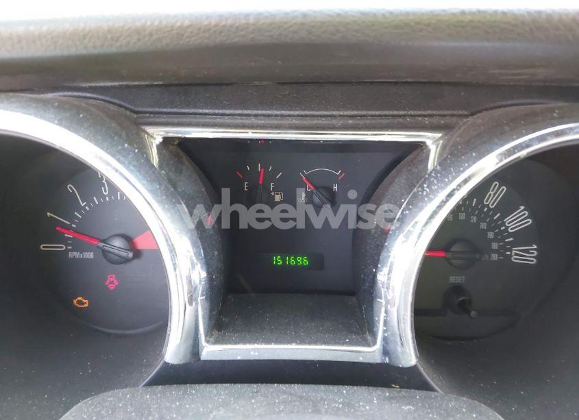 Photo 7 of 2005 Ford Mustang V6 DELUXE/V6 PREMIUM (VIN 1ZVFT80N255136181)