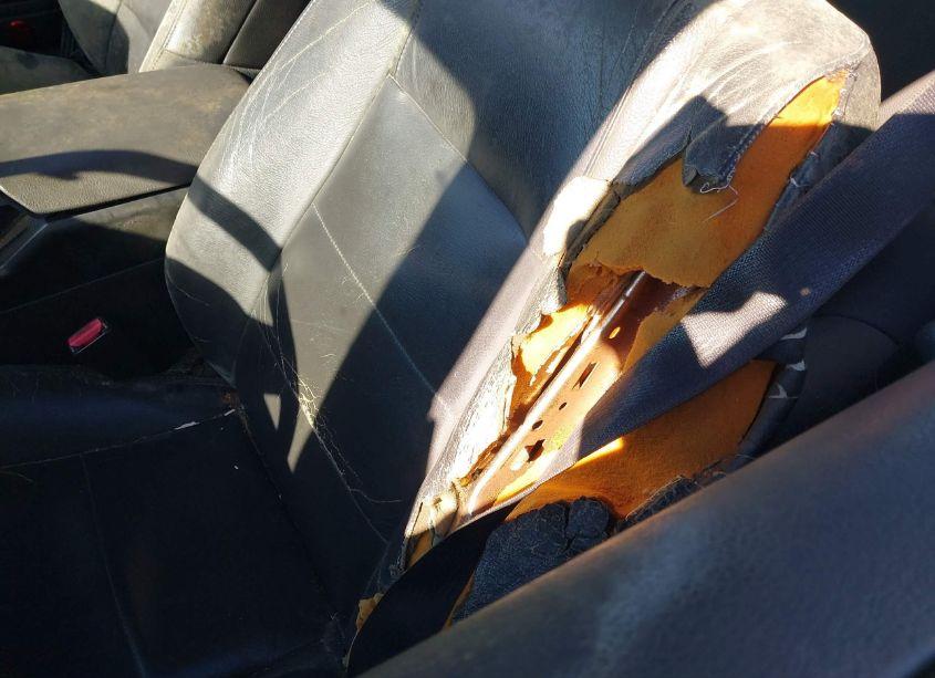 Photo 6 of 2005 Ford Mustang V6 DELUXE/V6 PREMIUM (VIN 1ZVFT80N255139632)