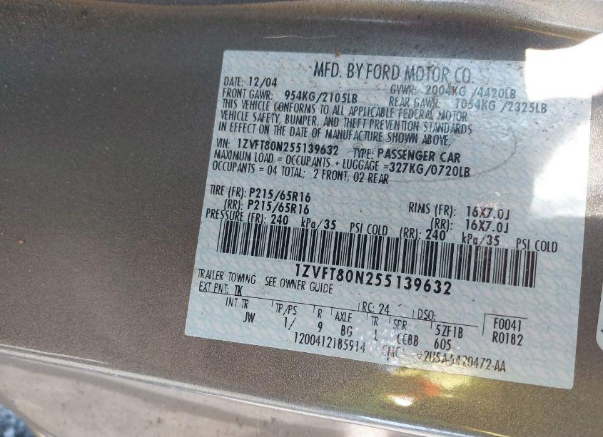 Photo 9 of 2005 Ford Mustang V6 DELUXE/V6 PREMIUM (VIN 1ZVFT80N255139632)