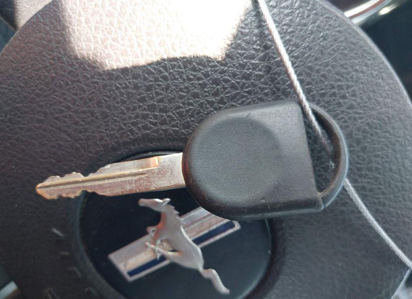 Photo 11 of 2005 Ford Mustang V6 DELUXE/V6 PREMIUM (VIN 1ZVFT80N255154745)