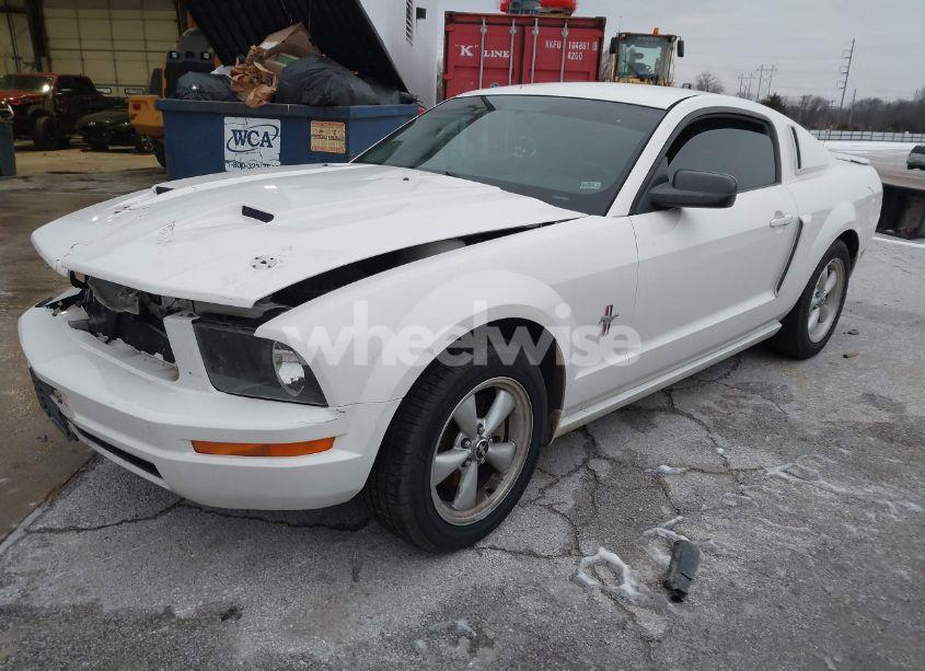 Photo 2 of 2007 Ford Mustang V6 DELUXE/V6 PREMIUM (VIN 1ZVFT80N275242987)