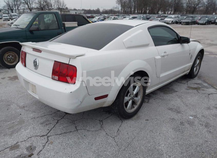 Photo 4 of 2007 Ford Mustang V6 DELUXE/V6 PREMIUM (VIN 1ZVFT80N275242987)