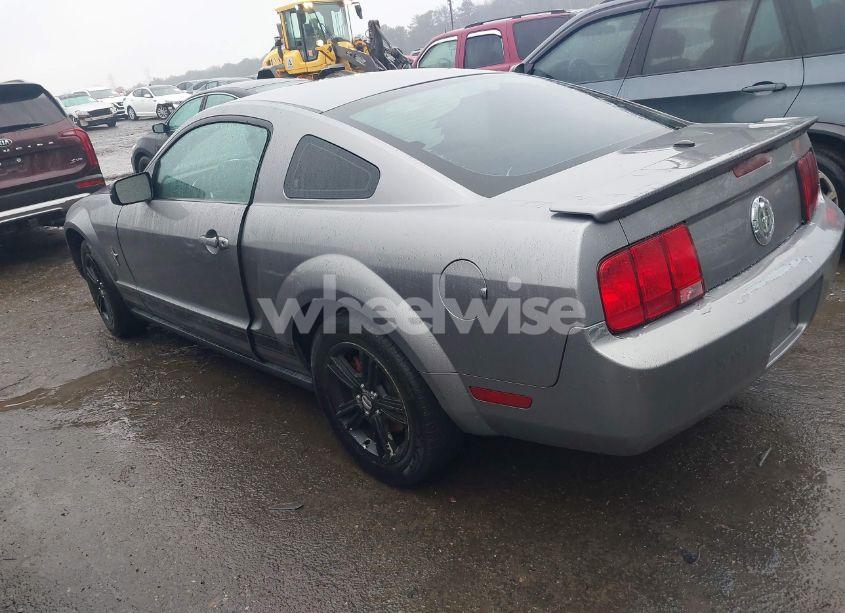 Photo 3 of 2007 Ford Mustang V6 DELUXE/V6 PREMIUM (VIN 1ZVFT80N275255383)