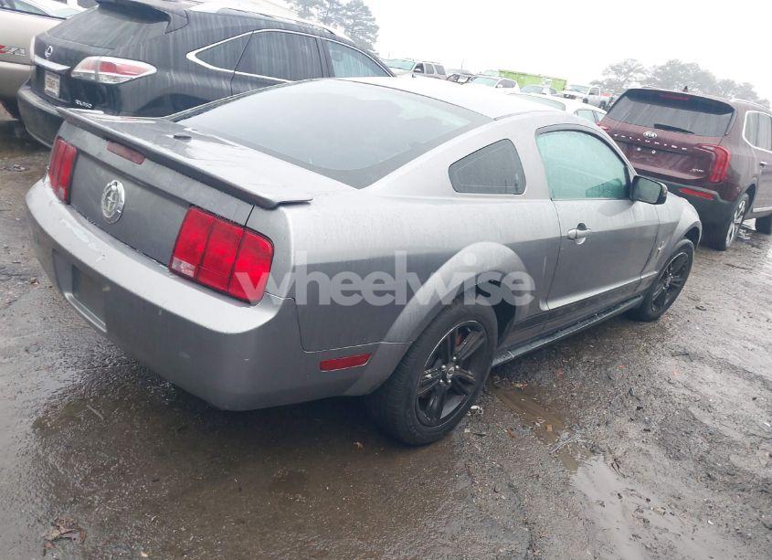 Photo 4 of 2007 Ford Mustang V6 DELUXE/V6 PREMIUM (VIN 1ZVFT80N275255383)