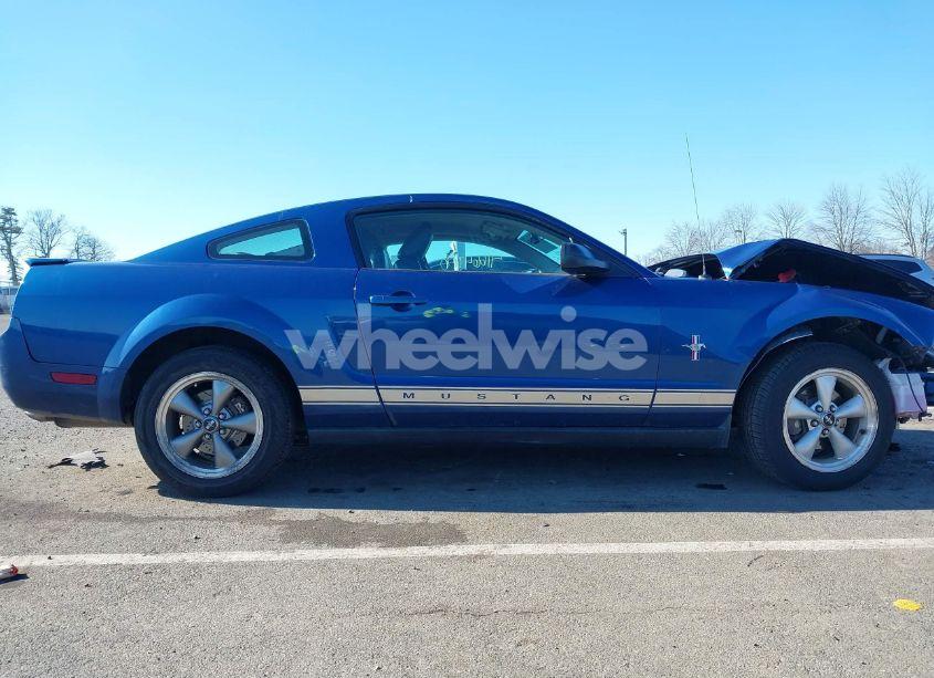 Photo 13 of 2007 Ford Mustang V6 DELUXE/V6 PREMIUM (VIN 1ZVFT80N275258056)