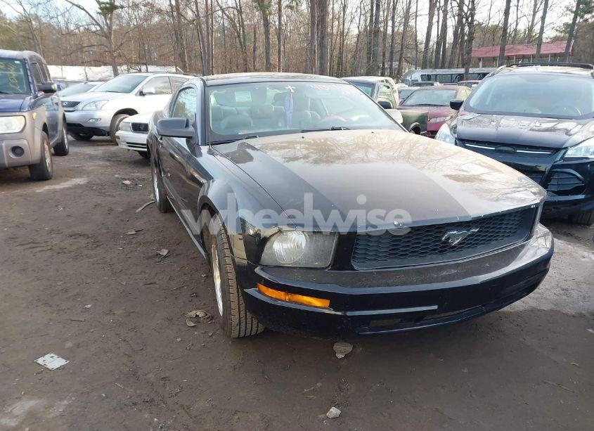 2007 Ford Mustang V6 DELUXE/V6 PREMIUM (VIN 1ZVFT80N275281742) main photo