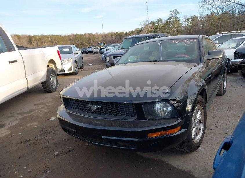 Photo 2 of 2007 Ford Mustang V6 DELUXE/V6 PREMIUM (VIN 1ZVFT80N275281742)