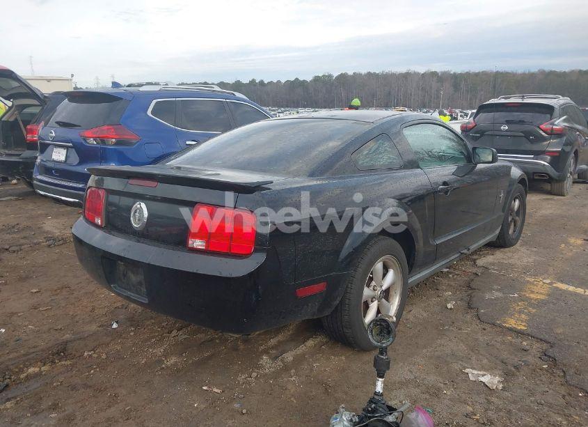 Photo 4 of 2007 Ford Mustang V6 DELUXE/V6 PREMIUM (VIN 1ZVFT80N275321138)