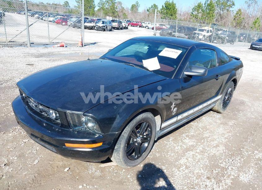 Photo 2 of 2007 Ford Mustang V6 DELUXE/V6 PREMIUM (VIN 1ZVFT80N275341762)