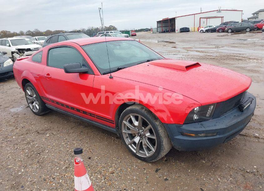 2007 Ford Mustang V6 DELUXE/V6 PREMIUM (VIN 1ZVFT80N275349053) main photo