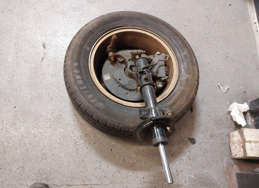 Photo 12 of 2005 Ford Mustang V6 DELUXE/V6 PREMIUM (VIN 1ZVFT80N355223913)