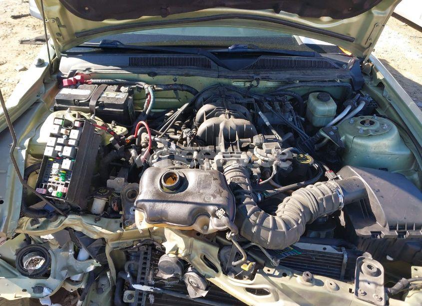 Photo 10 of 2005 Ford Mustang V6 DELUXE/V6 PREMIUM (VIN 1ZVFT80N355242672)