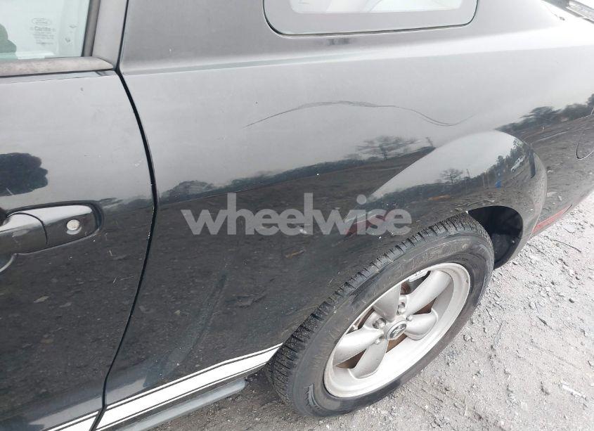 Photo 6 of 2006 Ford Mustang V6 (VIN 1ZVFT80N365207776)