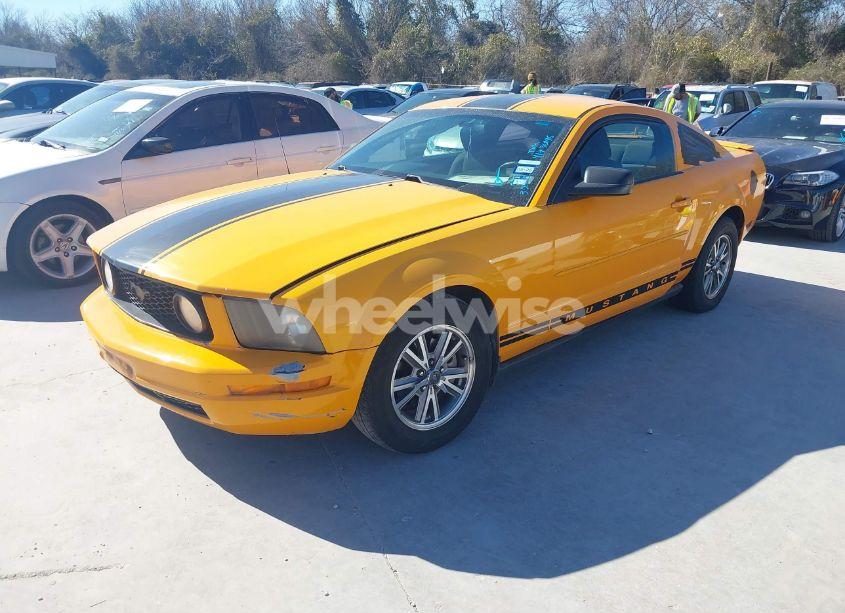 Photo 2 of 2007 Ford Mustang V6 DELUXE/V6 PREMIUM (VIN 1ZVFT80N375211649)