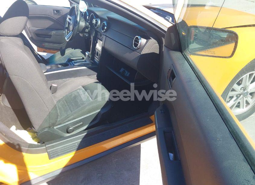 Photo 5 of 2007 Ford Mustang V6 DELUXE/V6 PREMIUM (VIN 1ZVFT80N375211649)