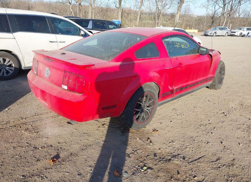 Photo 4 of 2007 Ford Mustang V6 DELUXE/V6 PREMIUM (VIN 1ZVFT80N375282964)