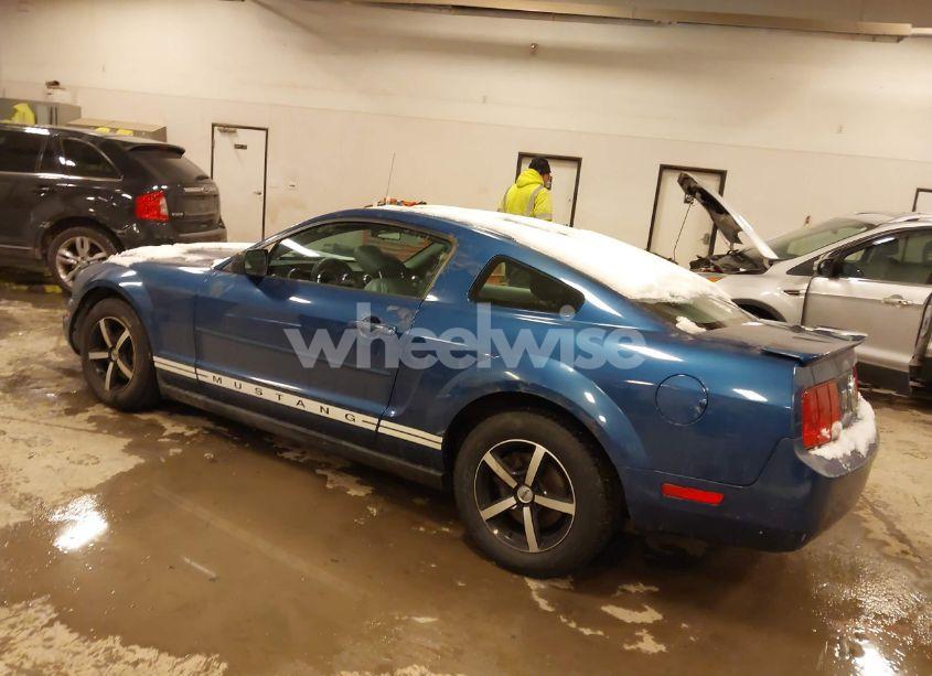 Photo 3 of 2007 Ford Mustang V6 DELUXE/V6 PREMIUM (VIN 1ZVFT80N375352401)