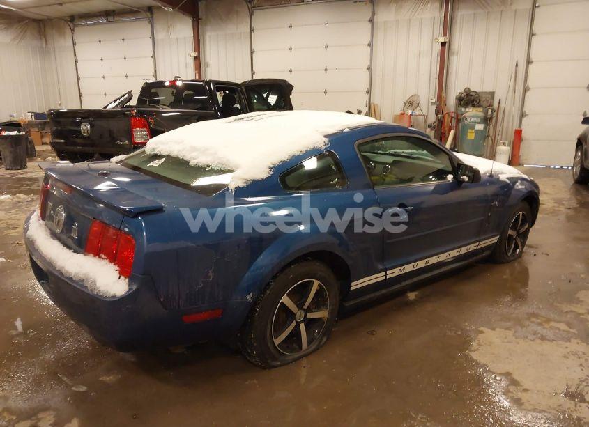 Photo 4 of 2007 Ford Mustang V6 DELUXE/V6 PREMIUM (VIN 1ZVFT80N375352401)