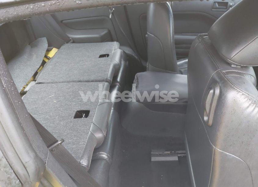 Photo 8 of 2005 Ford Mustang V6 DELUXE/V6 PREMIUM (VIN 1ZVFT80N455118720)