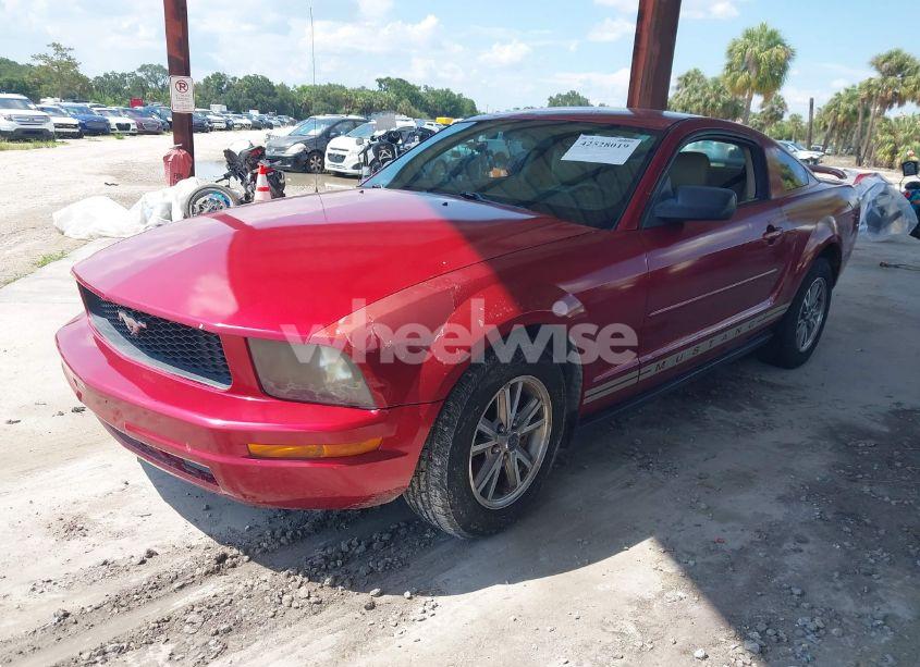 Photo 2 of 2005 Ford Mustang V6 DELUXE/V6 PREMIUM (VIN 1ZVFT80N455170297)