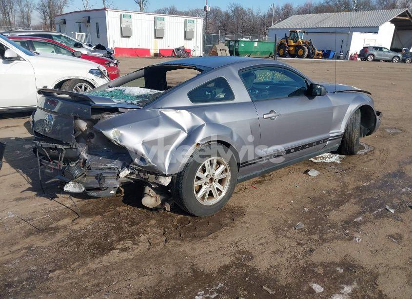 Photo 4 of 2006 Ford Mustang V6 (VIN 1ZVFT80N465240611)