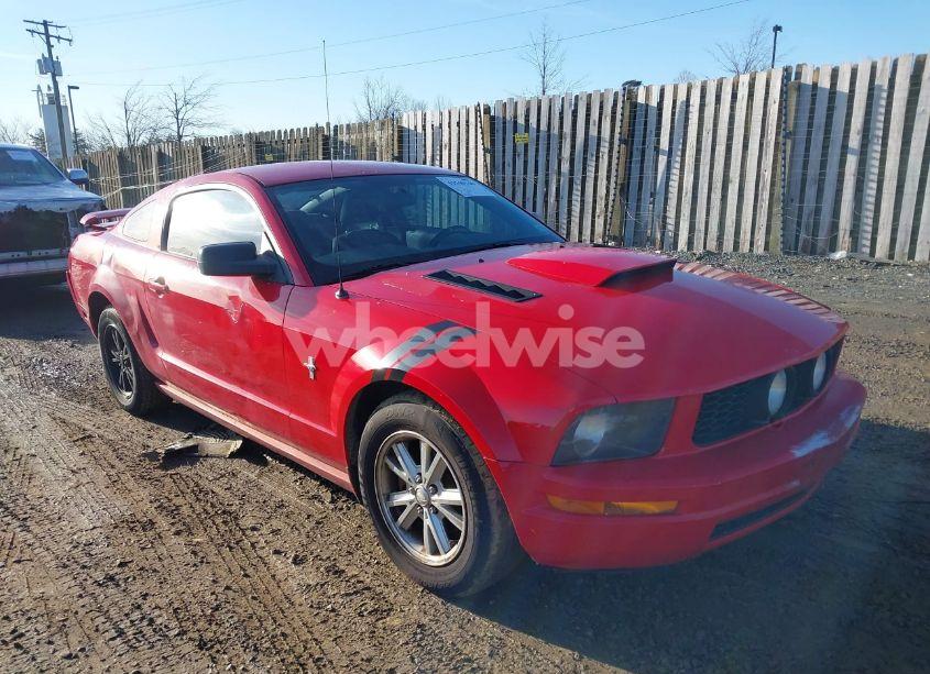 2007 Ford Mustang V6 DELUXE/V6 PREMIUM (VIN 1ZVFT80N475349250) main photo