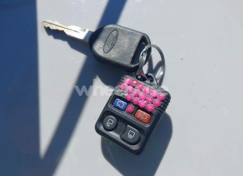 Photo 11 of 2005 Ford Mustang V6 DELUXE/V6 PREMIUM (VIN 1ZVFT80N555128494)