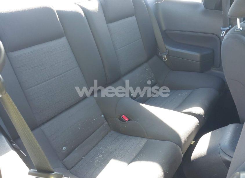 Photo 8 of 2005 Ford Mustang V6 DELUXE/V6 PREMIUM (VIN 1ZVFT80N555128494)