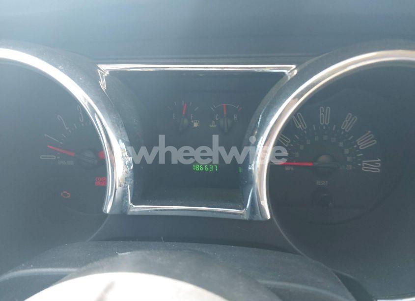 Photo 7 of 2005 Ford Mustang V6 DELUXE/V6 PREMIUM (VIN 1ZVFT80N555197525)