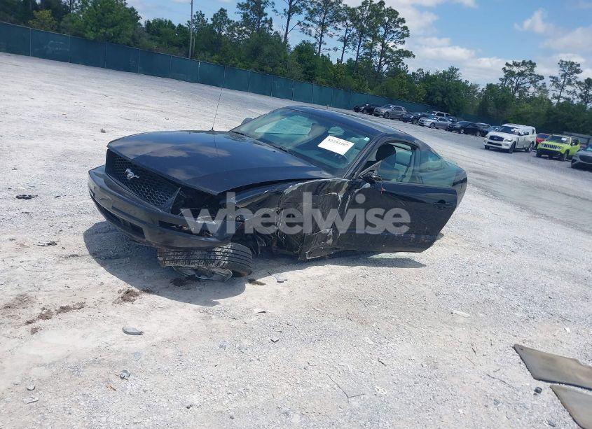 Photo 2 of 2006 Ford Mustang V6 (VIN 1ZVFT80N565150206)