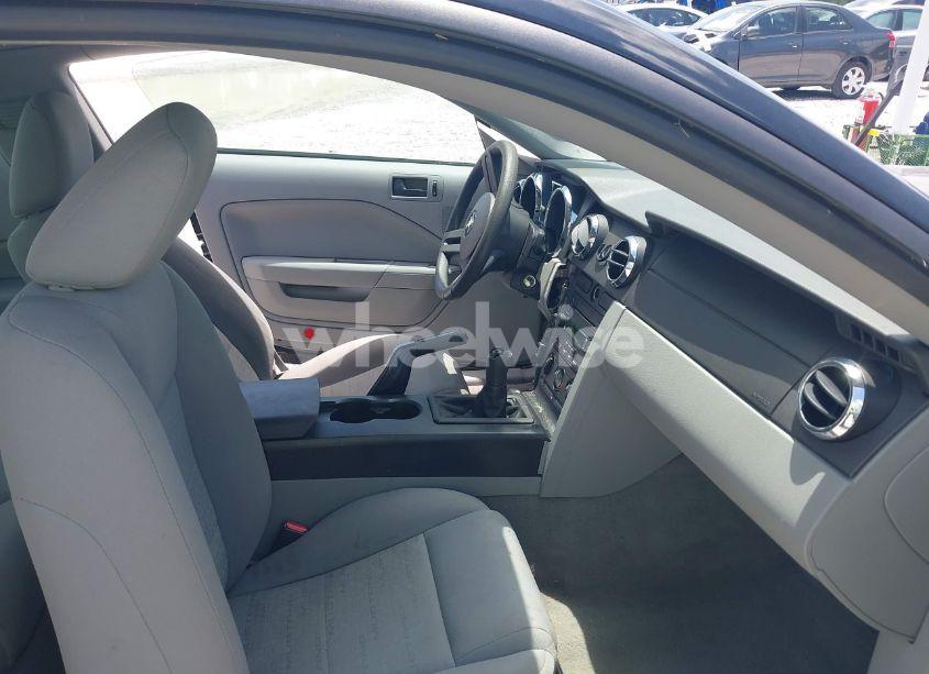 Photo 5 of 2006 Ford Mustang V6 (VIN 1ZVFT80N565150206)