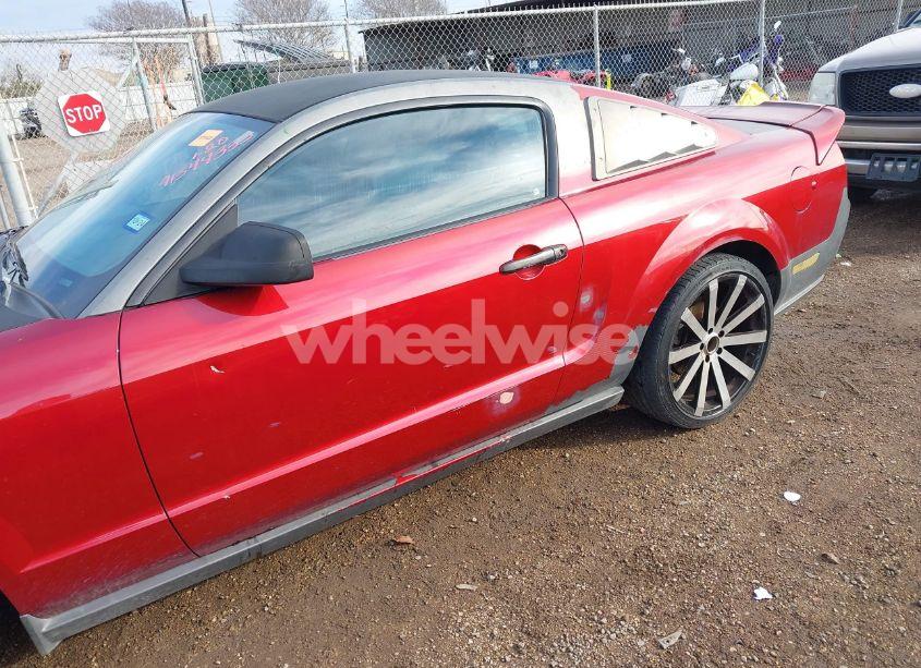 Photo 6 of 2006 Ford Mustang V6 (VIN 1ZVFT80N565232646)