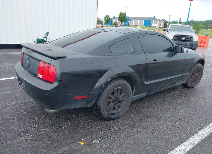 Photo 4 of 2007 Ford Mustang V6 DELUXE/V6 PREMIUM (VIN 1ZVFT80N575231871)