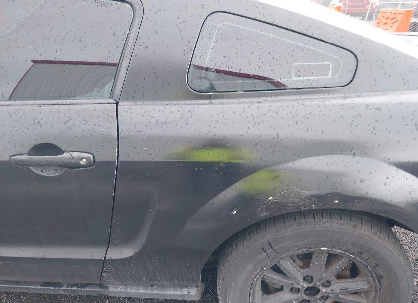 Photo 6 of 2007 Ford Mustang V6 DELUXE/V6 PREMIUM (VIN 1ZVFT80N575231871)