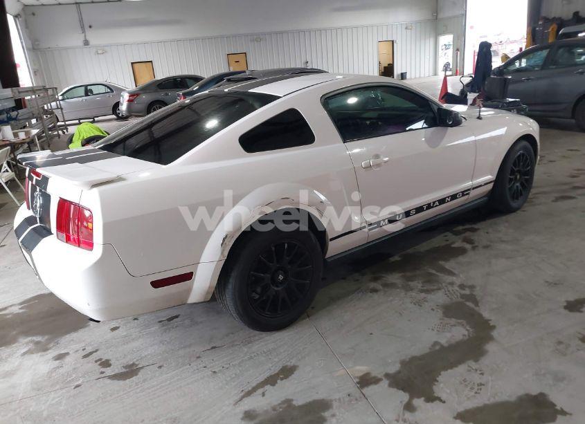 Photo 4 of 2007 Ford Mustang V6 DELUXE/V6 PREMIUM (VIN 1ZVFT80N575259508)