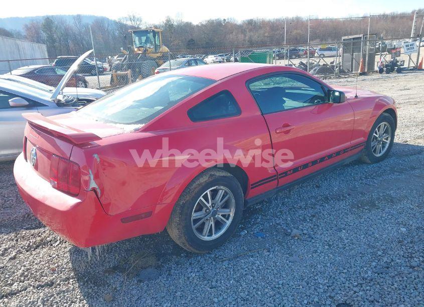 Photo 4 of 2005 Ford Mustang V6 DELUXE/V6 PREMIUM (VIN 1ZVFT80N655144817)