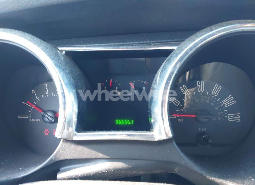 Photo 7 of 2005 Ford Mustang V6 DELUXE/V6 PREMIUM (VIN 1ZVFT80N655144817)