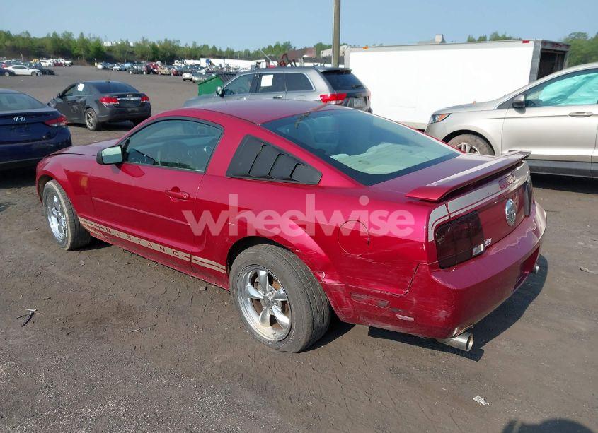 Photo 3 of 2005 Ford Mustang V6 DELUXE/V6 PREMIUM (VIN 1ZVFT80N655177798)