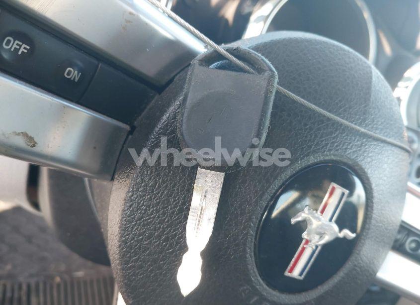 Photo 11 of 2005 Ford Mustang V6 DELUXE/V6 PREMIUM (VIN 1ZVFT80N655257599)