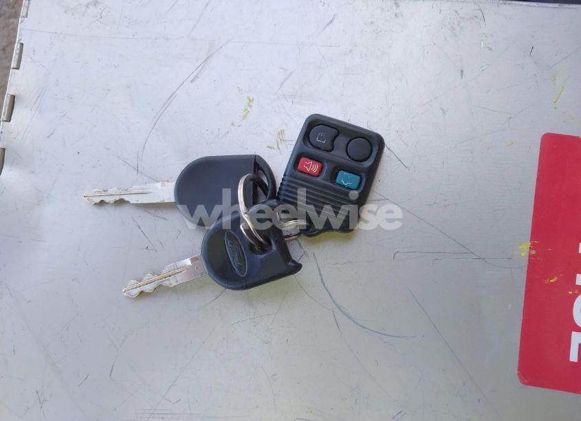 Photo 11 of 2006 Ford Mustang V6 (VIN 1ZVFT80N665227861)