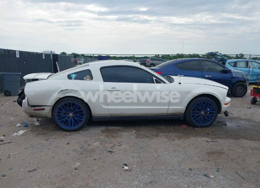 Photo 13 of 2007 Ford Mustang V6 DELUXE/V6 PREMIUM (VIN 1ZVFT80N675258268)