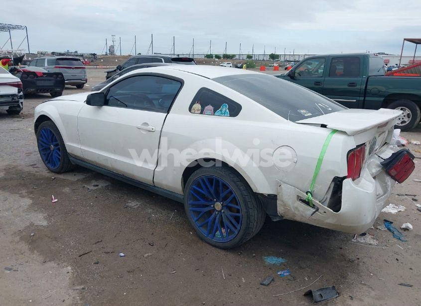 Photo 3 of 2007 Ford Mustang V6 DELUXE/V6 PREMIUM (VIN 1ZVFT80N675258268)