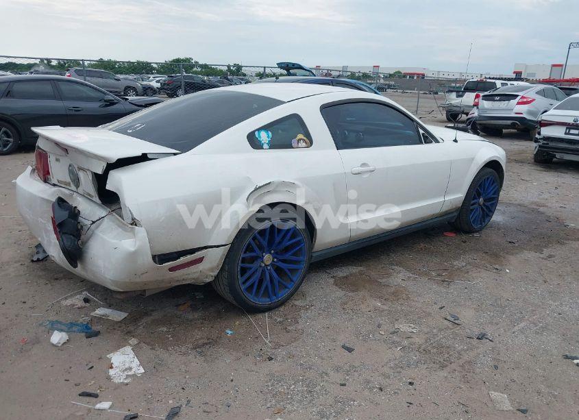 Photo 4 of 2007 Ford Mustang V6 DELUXE/V6 PREMIUM (VIN 1ZVFT80N675258268)