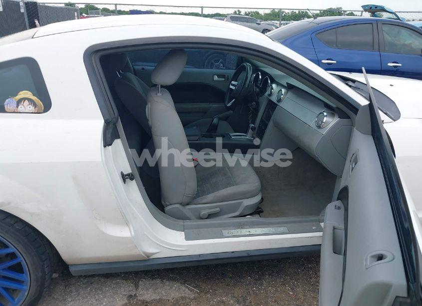 Photo 5 of 2007 Ford Mustang V6 DELUXE/V6 PREMIUM (VIN 1ZVFT80N675258268)