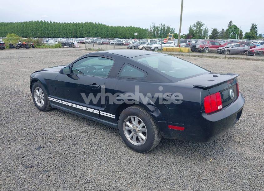Photo 3 of 2007 Ford Mustang V6 DELUXE/V6 PREMIUM (VIN 1ZVFT80N675258576)
