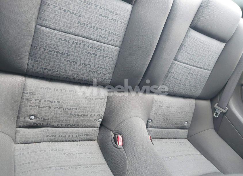 Photo 8 of 2007 Ford Mustang V6 DELUXE/V6 PREMIUM (VIN 1ZVFT80N675258576)