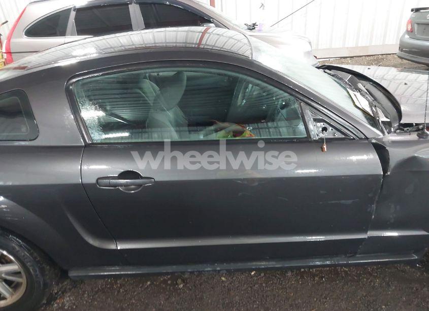 Photo 14 of 2007 Ford Mustang V6 DELUXE/V6 PREMIUM (VIN 1ZVFT80N675266693)