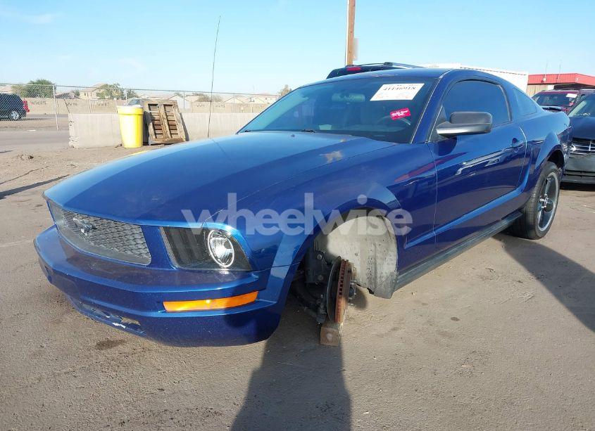 Photo 2 of 2007 Ford Mustang V6 DELUXE/V6 PREMIUM (VIN 1ZVFT80N675279685)