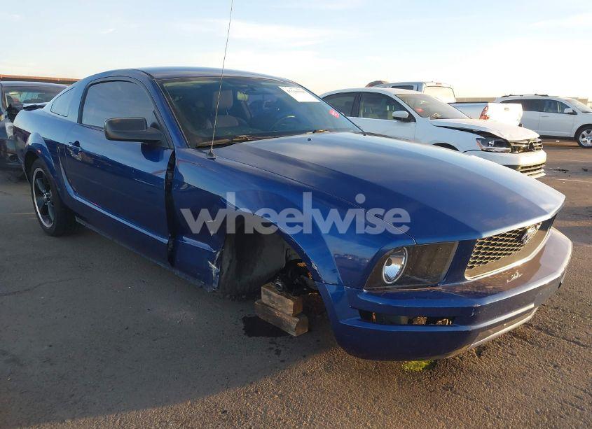 Photo 6 of 2007 Ford Mustang V6 DELUXE/V6 PREMIUM (VIN 1ZVFT80N675279685)